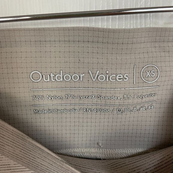 Outdoor Voices TechSweat 3/4 Two-Tone Leggings - Picture 8 of 11